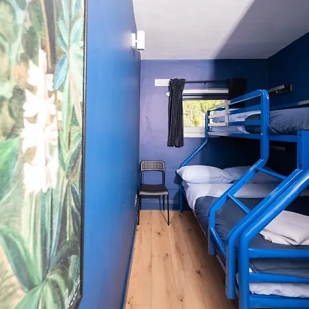 Sheilas Tourist Hostel Cork Exterior photo